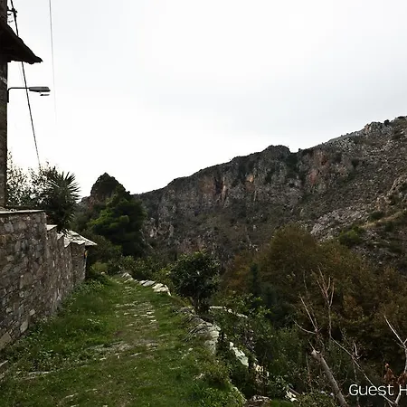 Πανσιόν Archontiko Nanou